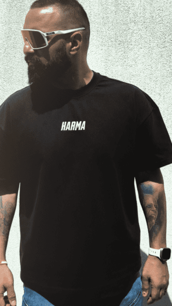 SKATER STYLE TSHIRT