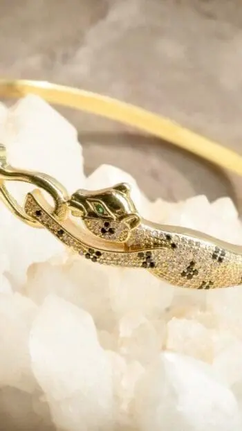 GLITTERING HUNT BRACELET