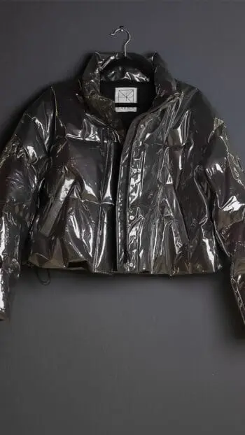 GLOSSY PUFF - BOMBER