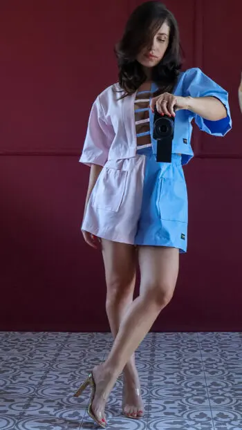 COLORBLOCK HIGH-WAIST SHORTS