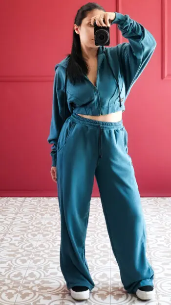 WIDE LEG SWEATPANTS