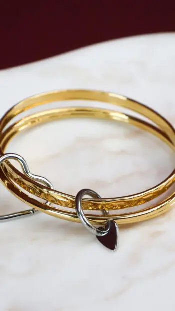 HEART BANGLE BRACELET