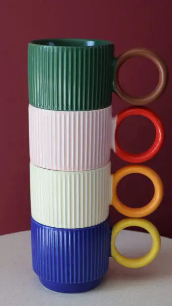 COLORFUL RIBBED CERAMIC MUG