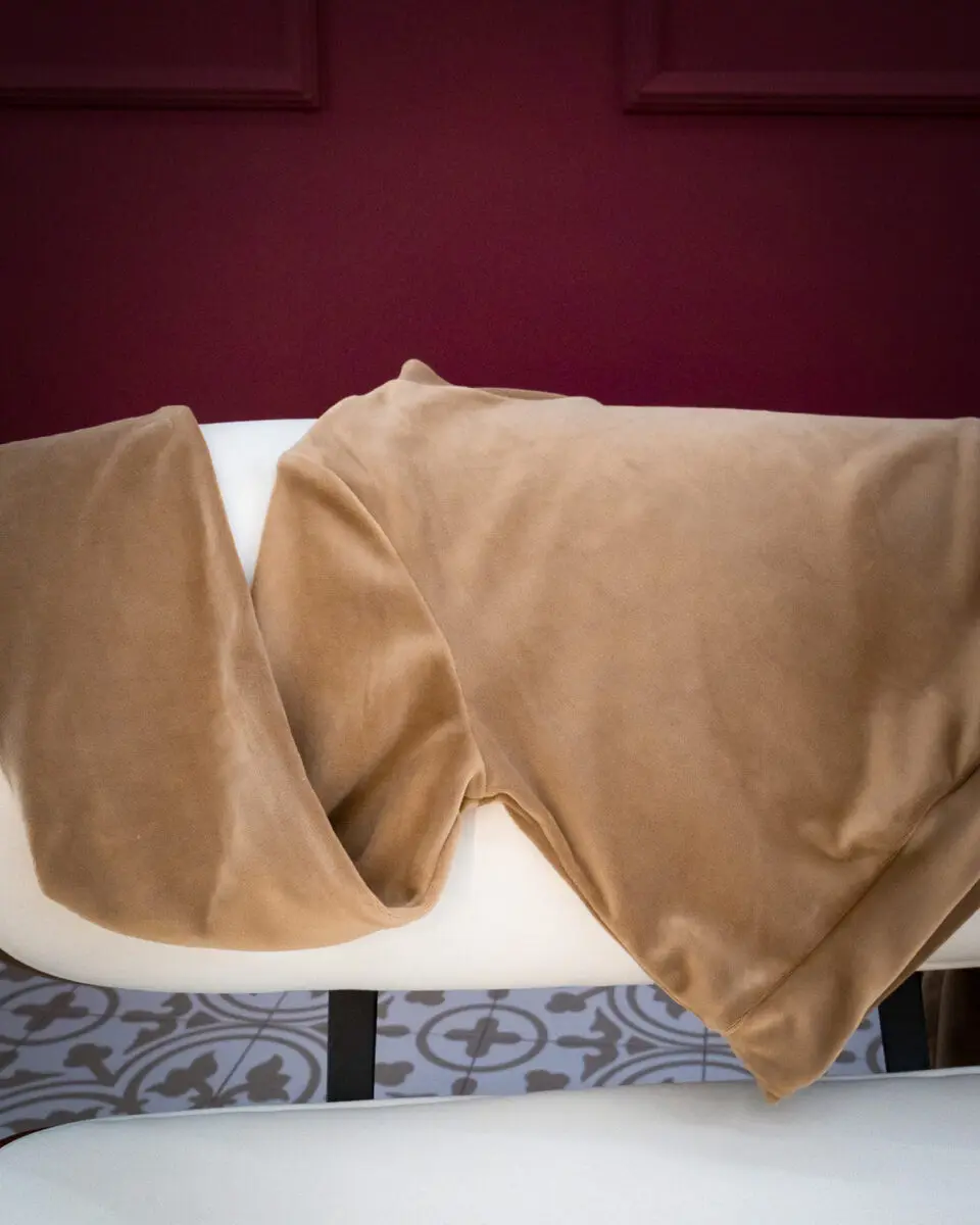 Untitled-1_0002_Layer 12