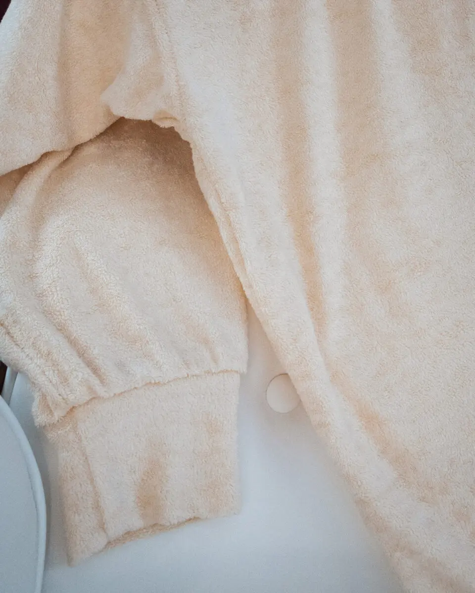 Untitled-1_0010_Layer 4