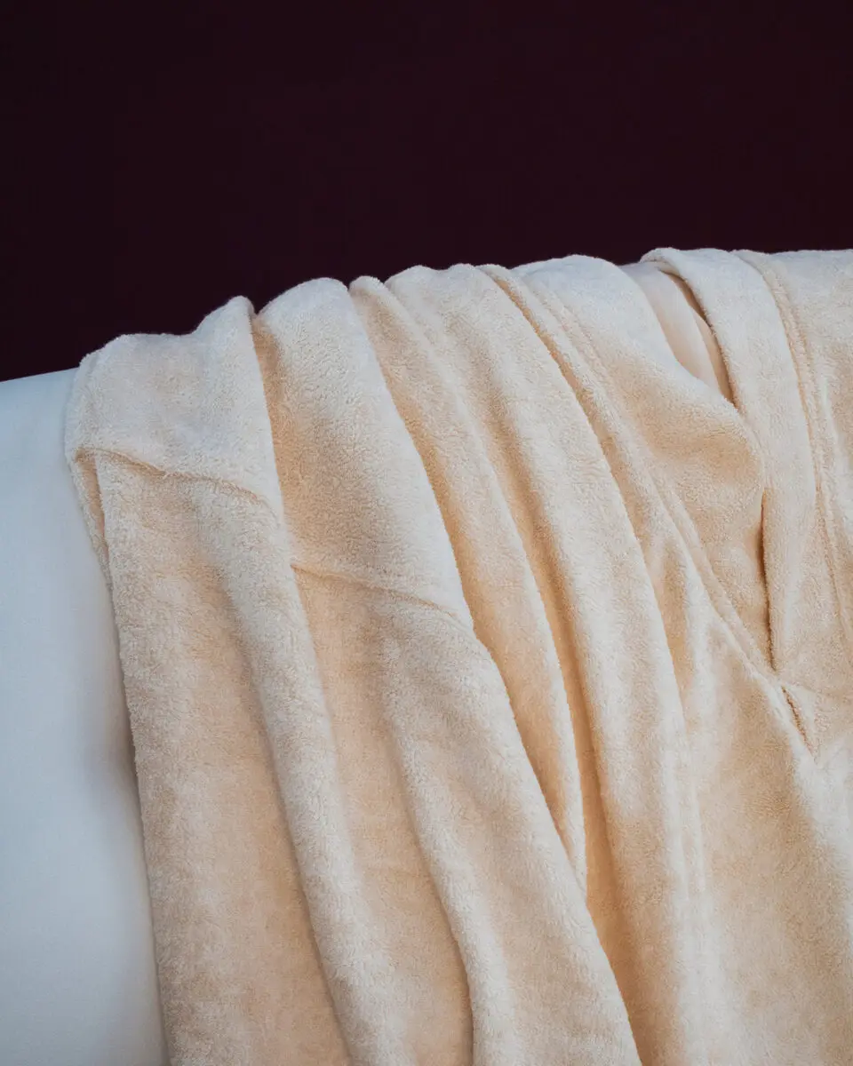 Untitled-1_0012_Layer 2