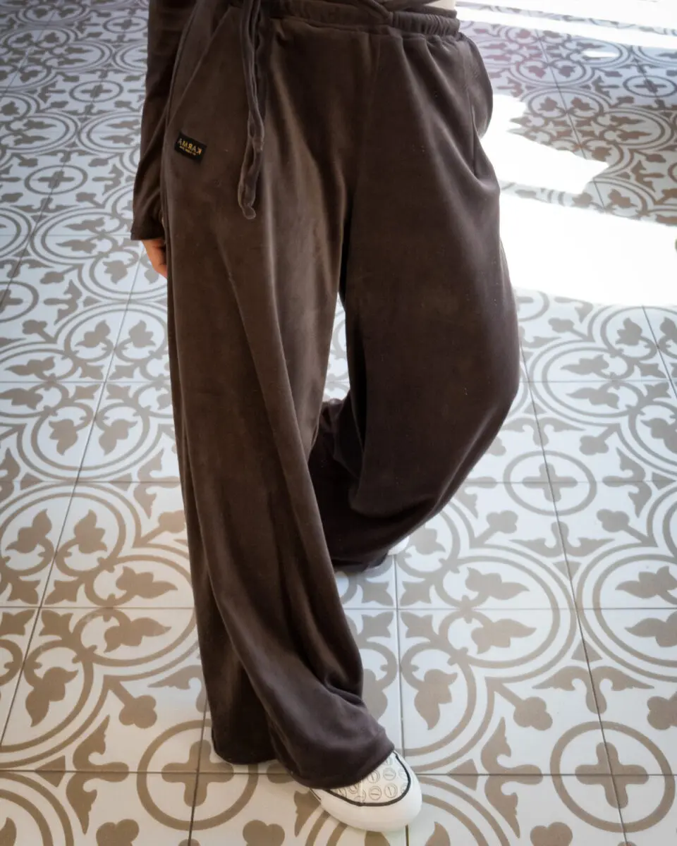 Untitled-2_0036_Layer 23