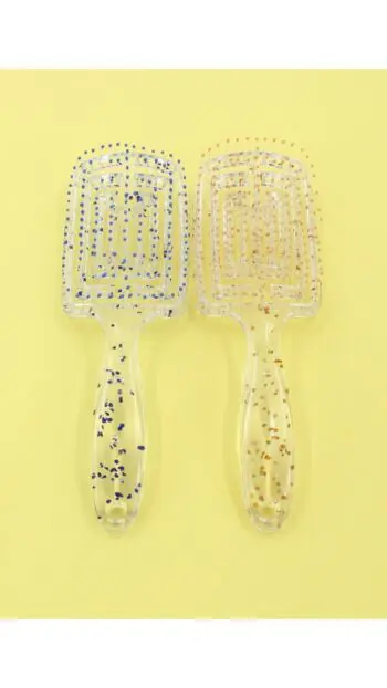 CRYSTAL GLOW BRUSH