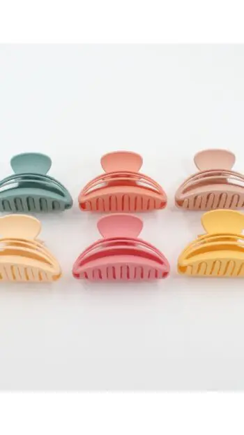 SOFT PASTEL CLAW