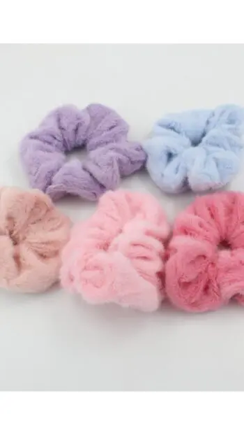 CANDY SCRUNCHIE