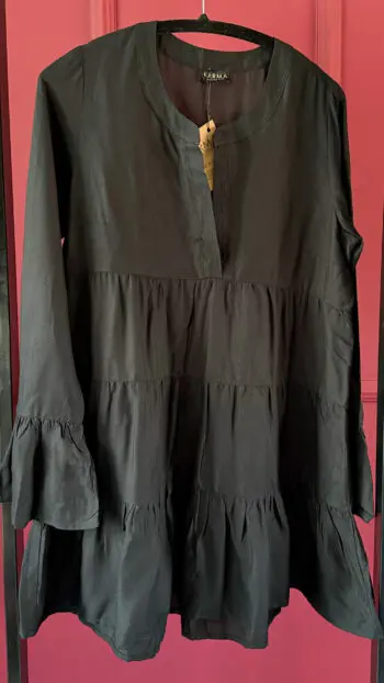 BLACK MUSE DRESS