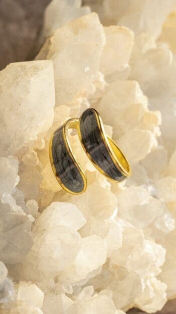 DARK WAVES RING